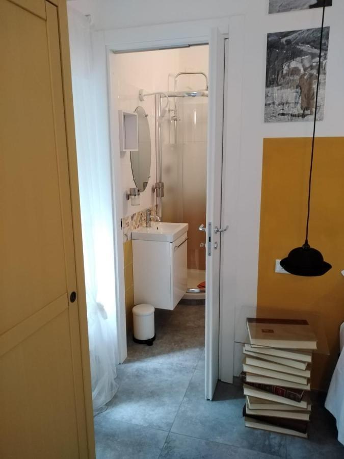 Il Ghiro Panzió Levanto Kültér fotó