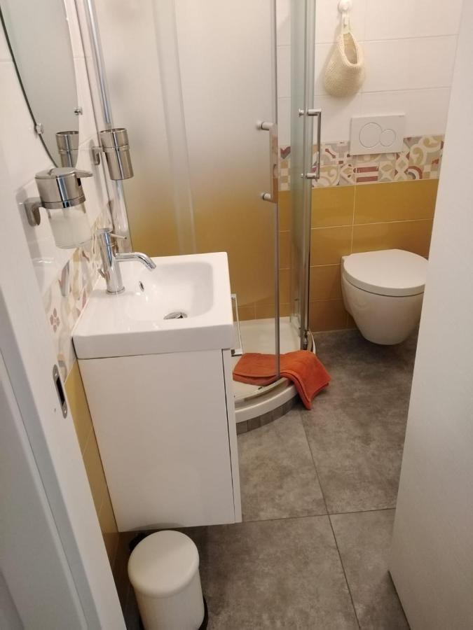 Il Ghiro Panzió Levanto Kültér fotó